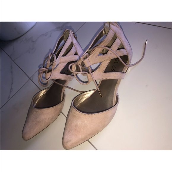 Guess sandals - Picture 1 of 3